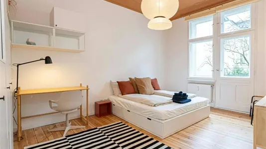 Apartments in Berlin Tempelhof-Schöneberg - photo 4