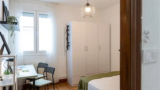 Rooms in Bilbao - photo 7