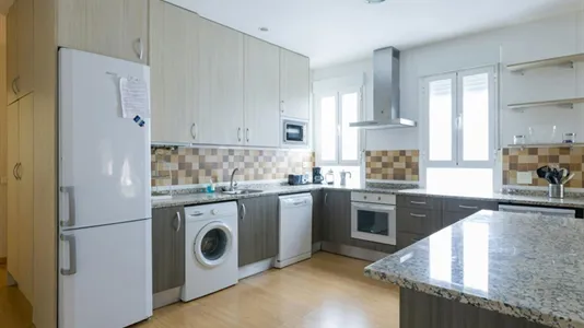 Rooms in Zaragoza - photo 6