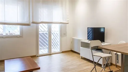 Apartments in Roma Municipio III – Monte Sacro - photo 8