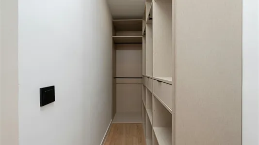 Rooms in Madrid Chamberí - photo 7