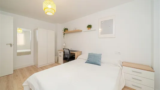 Rooms in Elche/Elx - photo 4