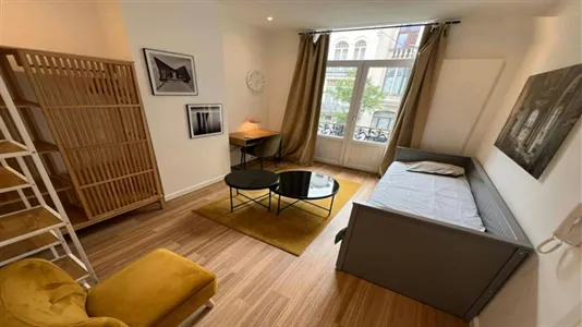 Apartments in Brussels Sint-Gillis - photo 4