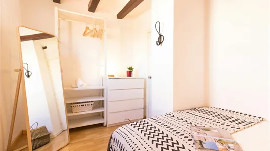 Apartments in Barcelona Eixample - photo 10