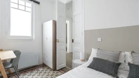 Rooms in Barcelona Gràcia - photo 4