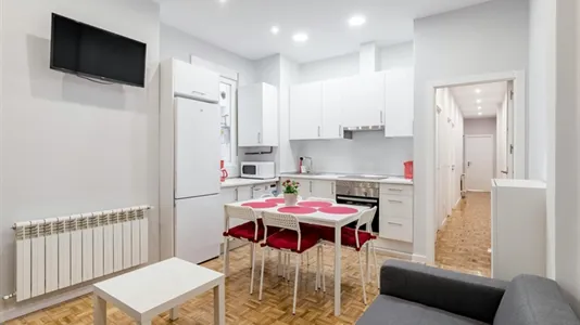 Rooms in Madrid Chamberí - photo 5