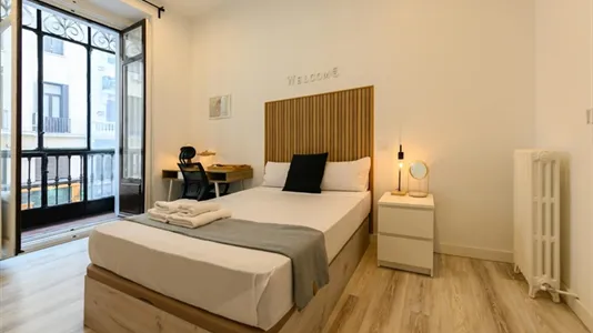 Rooms in Madrid Chamberí - photo 8