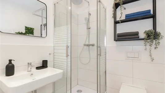 Rooms in Essen - photo 4