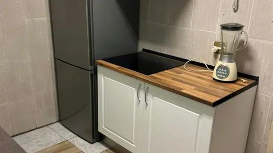 Rooms in Málaga - photo 4