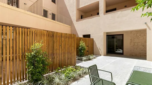 Apartments in Barcelona Ciutat Vella - photo 7