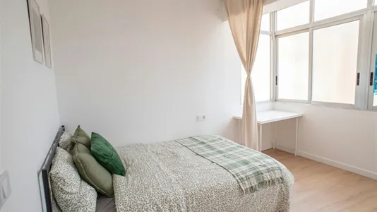 Rooms in Godelleta - photo 1