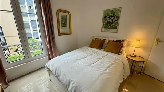 Apartments in Paris 15ème arrondissement - photo 9