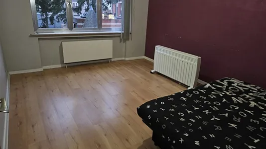 Rooms in Sint-Pieters-Leeuw - photo 9
