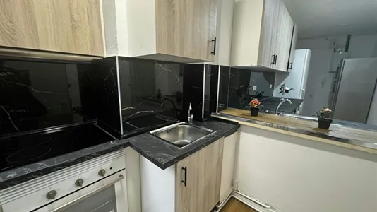 Rooms in Madrid Centro - photo 8