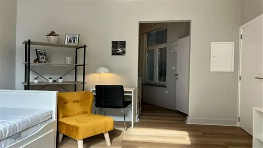 Apartments in Brussels Sint-Gillis - photo 5