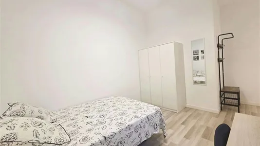 Rooms in Madrid Centro - photo 3