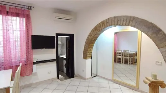 Apartments in Roma Municipio VII – Appio-Latino/Tuscolano/Cinecittà - photo 6