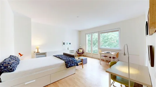 Apartments in Berlin Charlottenburg-Wilmersdorf - photo 1