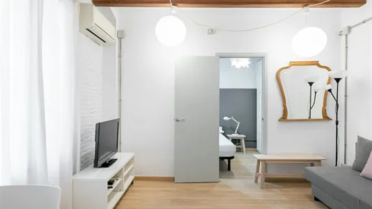 Apartments in Barcelona Ciutat Vella - photo 4