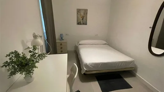 Rooms in El Fontanal - photo 2