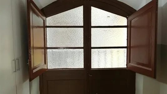 Rooms in Barcelona Ciutat Vella - photo 8