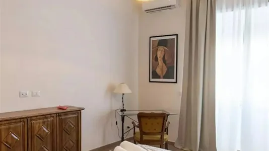 Apartments in Roma Municipio VII – Appio-Latino/Tuscolano/Cinecittà - photo 4