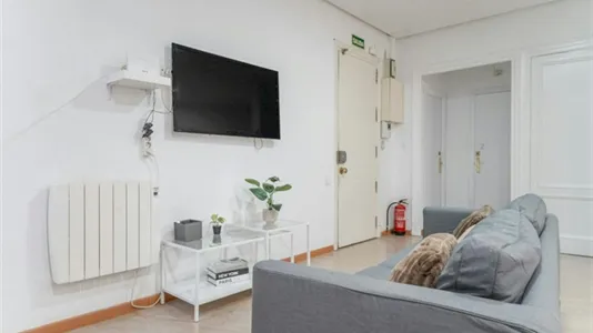 Rooms in Madrid Chamberí - photo 4