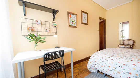 Rooms in Bilbao - photo 5