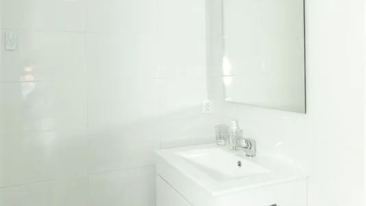 Rooms in Granada - photo 6