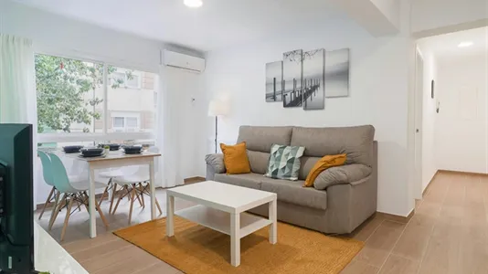 Rooms in Málaga - photo 2