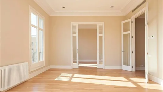 Apartments in Barcelona Sarrià-St. Gervasi - photo 2