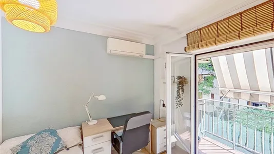 Rooms in Zaragoza - photo 4