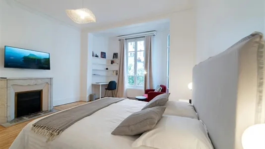 Rooms in Paris 15ème arrondissement - photo 10