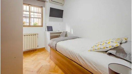 Rooms in Madrid Salamanca - photo 1