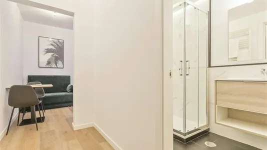 Apartments in Madrid Centro - photo 4
