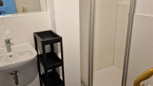 Apartments in Location is not specified - photo 6