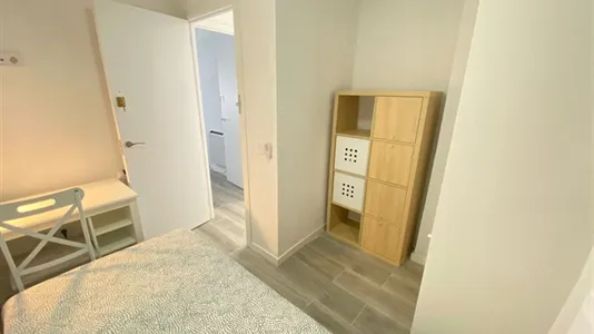 Rooms in Adaro - photo 6