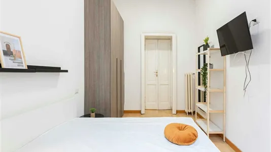 Rooms in Milano Zona 4 - Vittoria, Forlanini - photo 1