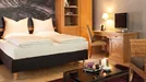 Apartment for rent, Frankfurt (region), &lt;span class=&quot;blurred street&quot; onclick=&quot;ProcessAdRequest(7710989)&quot;&gt;&lt;span class=&quot;hint&quot;&gt;See streetname&lt;/span&gt;[xxxxxxxxxxxxx]&lt;/span&gt;