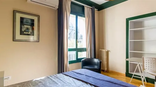 Rooms in Madrid Centro - photo 2