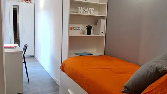 Rooms in Roma Municipio VIII – Appia Antica - photo 6