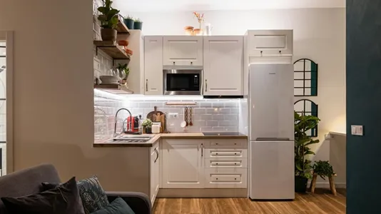 Rooms in Barcelona Ciutat Vella - photo 5