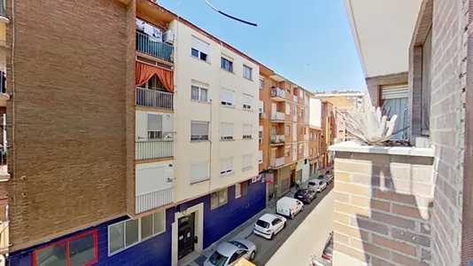 Rooms in Zaragoza - photo 10