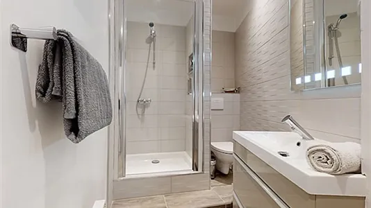 Apartments in Lyon - photo 4