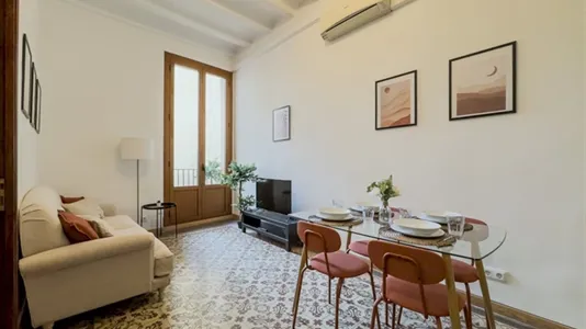 Rooms in Barcelona Ciutat Vella - photo 5