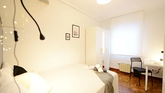 Rooms in Bilbao - photo 5