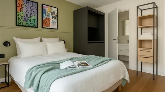 Apartments in Paris 18ème arrondissement - Montmartre - photo 2