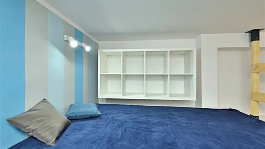 Apartments in Łódź - photo 10