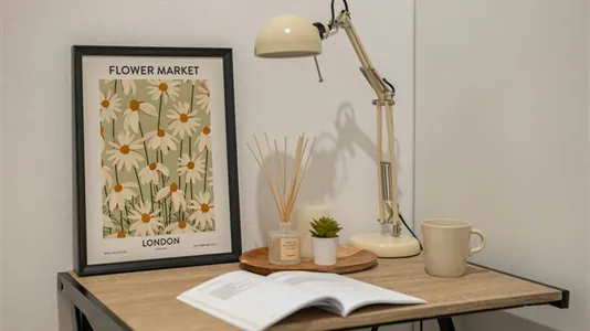 Rooms in Barcelona Ciutat Vella - photo 4