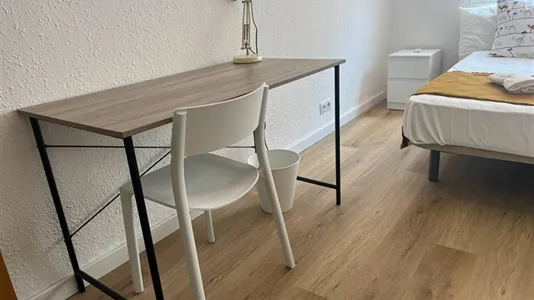 Rooms in Tavernes Blanques - photo 4